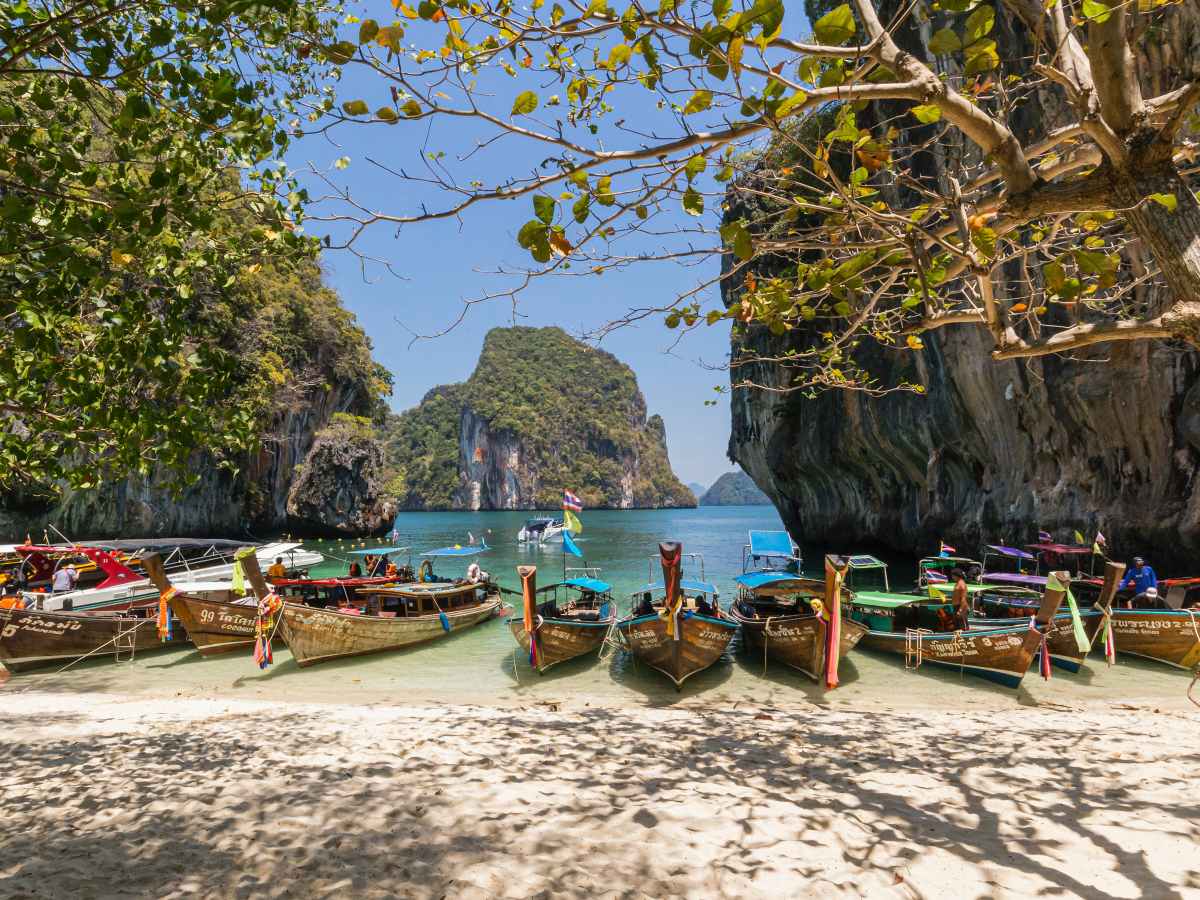 The Ultimate 2024 Travel Guide to Thailand